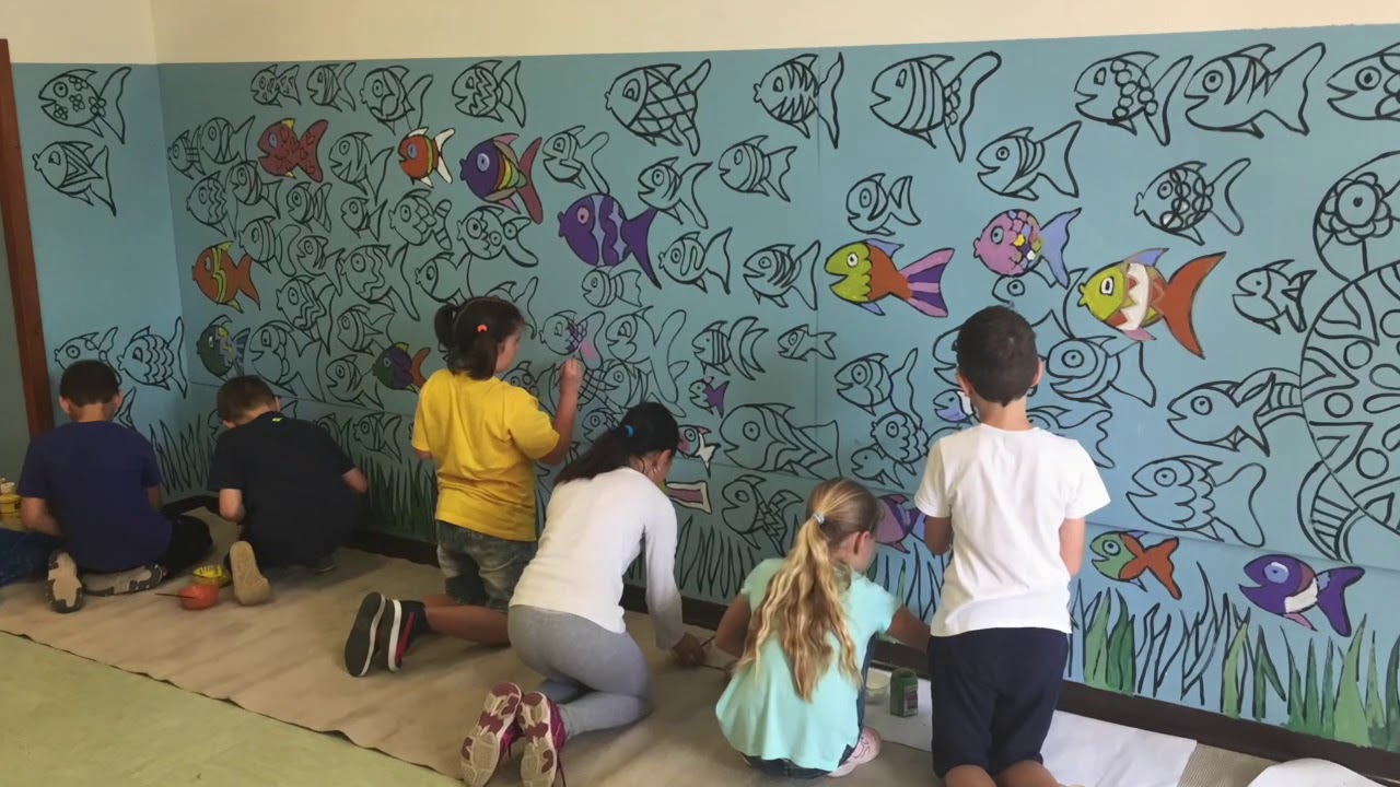 u4 Bo1oKmFM maxresdefault - Wandzeichnung mit den Kindern für die Grundschule Pascoli in Duino-Aurisina (Triest, Italien)